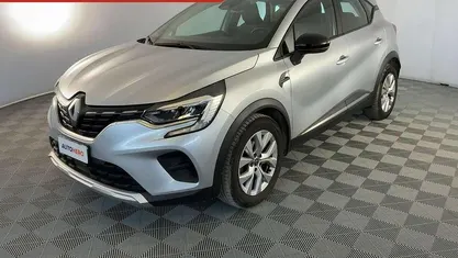 Usata Renault Captur Business 116 CV (85 kW) 2021 Grigio SUV
