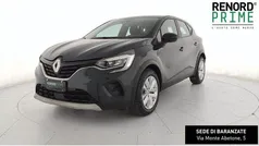 Blu scuro Usata 2022 Renault Captur Zen SUV | 18.690 € (Buon prezzo)