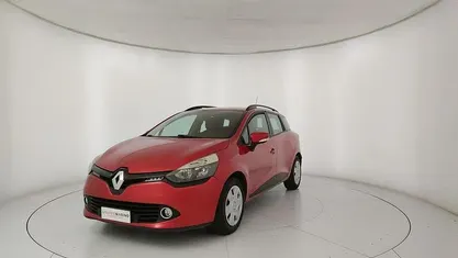 Rosso Usata 2014 Renault Clio IV Due volumi | 7950 € (Buon prezzo)