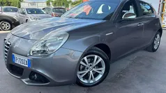 Usata 2013 Alfa Romeo Giulietta Exclusive Due volumi | 3950 € (Super prezzo)