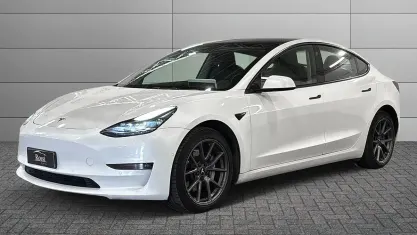 Usata Tesla Model 3 Long Range AWD 152 kW (208 CV) 2020 Bianco Berlina
