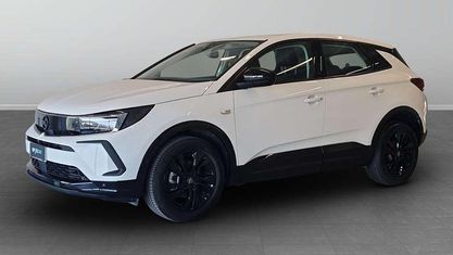 Usata Opel Grandland X GS Line 131 CV (96 kW) 2024 0q pure white SUV