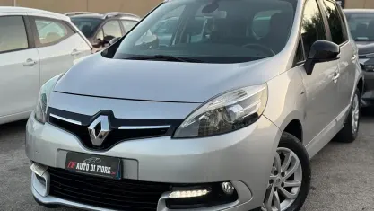 Usata Renault Scénic XMOD 110 CV (80 kW) 2015 Grigio Monovolume