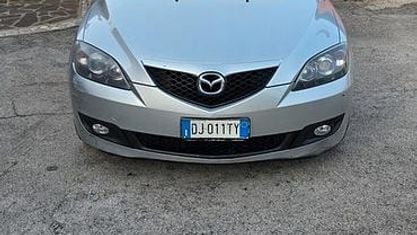 Usata Mazda 3 109 CV (80 kW) 2006 Grigio Berlina