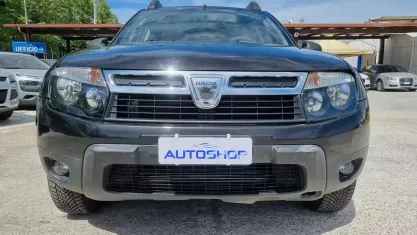 Usata Dacia Duster Lauréate 107 CV (78 kW) 2013 Nero SUV