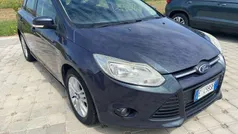 Usata 2011 Ford Focus Tre volumi | 3400 € (Buon prezzo)