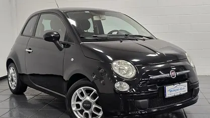 Nero Usata 2008 Fiat 500 Lounge Tre volumi | 5600 € (Buon prezzo)