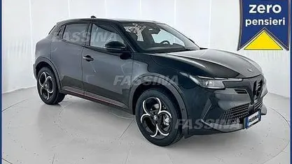 Nero Nuova 2025 Alfa Romeo GT Junior Edizione Speciale SUV | 27.600 € (Ottimo prezzo)