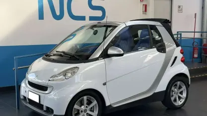 Usata Smart ForTwo Cabrio Pulse 84 CV (61 kW) 2008 Bianco Cabrio