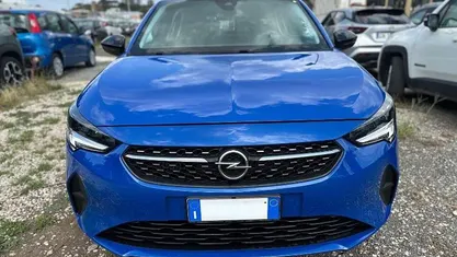 Usata Opel Corsa Elegance 75 CV (55 kW) 2023 Voltaik blue Utilitaria