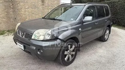 Usata Nissan X-Trail 136 CV (100 kW) 2007 Grigio SUV