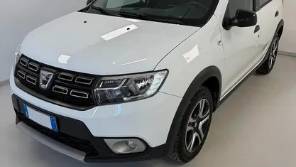 Usata Dacia Sandero 90 CV (66 kW) 2018 Bianco Berlina