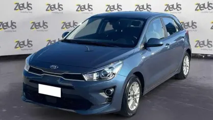 Usata Kia Rio Style 82 CV (60 kW) 2021 Blu Utilitaria