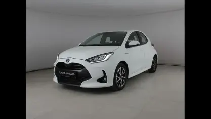 Usata Toyota Yaris Trend 116 CV (85 kW) 2022 Bianco Utilitaria