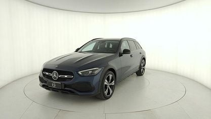Käytetty Mercedes 220 Advanced Plus 197 HP (144 kW) 2024 Sininen Farmari