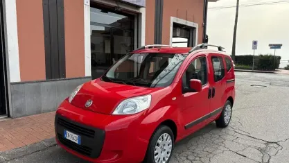 Usata Fiat Qubo Active 77 CV (56 kW) 2012 Rosso Monovolume