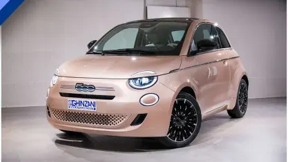 Nuova Fiat 500 La Prima 65 CV (47 kW) 2026 Rose gold Utilitaria