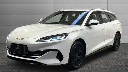 Nuova BYD Seal Boost 183 CV (134 kW) 2025 Polar white