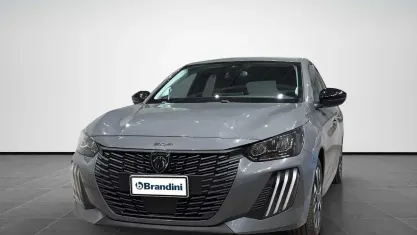 Usata Peugeot 208 Allure 101 CV (74 kW) 2025 Grigio selenium Utilitaria