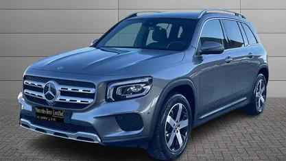 Grigio Usata 2023 Mercedes GLB180 SUV | 37.700 € (Buon prezzo)