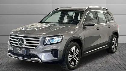 Usata Mercedes GLB180 Advanced 116 CV (85 kW) 2025 Grigio montagna SUV