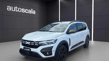 Bianco Usata 2024 Dacia Jogger Extreme Monovolume | 20.490 € (Ottimo prezzo)
