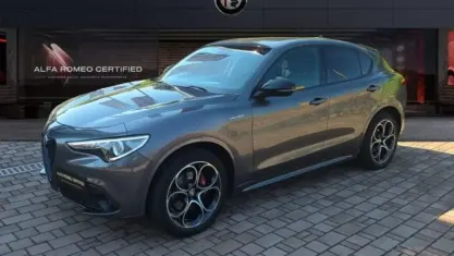 Usata Alfa Romeo Stelvio Veloce 209 CV (153 kW) 2022 Grigio scuro SUV