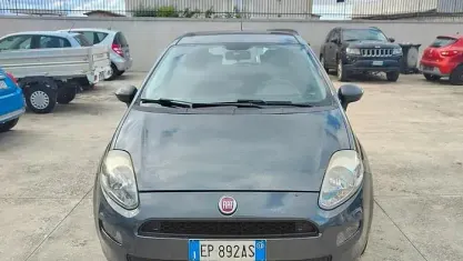 Usata Fiat Punto 75 CV (55 kW) 2013 Grigio Utilitaria