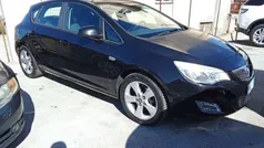 Usata 2011 Opel Astra Cosmo Tre volumi | 3999 € (Super prezzo)