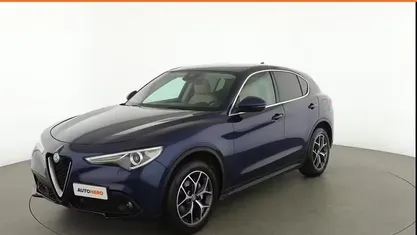 Gebraucht Alfa Romeo Stelvio Executive 210 PS (154 kW) 2018 Blau SUV
