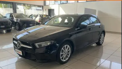 Usata Mercedes A250 Business 218 CV (160 kW) 2020 Nero Berlina