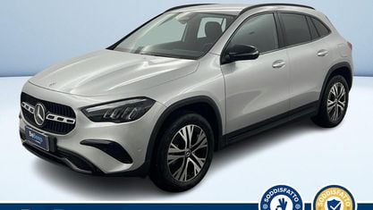 Gebraucht Mercedes GLA200 Advanced 150 PS (110 kW) 2024 Silber SUV