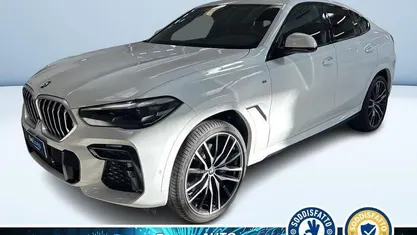 Bianco pastello Usata 2021 BMW X6 M Sport SUV | 56.900 € (Buon prezzo)