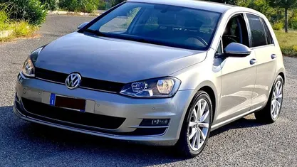 Grigio Usata 2013 VW Golf VII Highline Tre volumi | 9600 € (Ottimo prezzo)