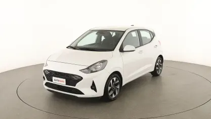 Usata Hyundai i10 67 CV (49 kW) 2023 Bianco Utilitaria