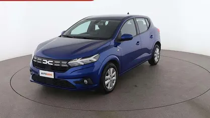 Blu Usata 2023 Dacia Sandero Expression Due volumi | 11.799 € (Buon prezzo)