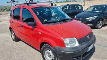 Usata Fiat Panda Active 75 CV (55 kW) 2009 Rosso Utilitaria