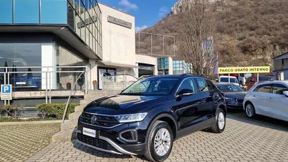 Usata VW T-Roc Life 150 CV (110 kW) 2023 SUV