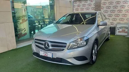 Usata Mercedes A180 109 CV (80 kW) 2014 Berlina