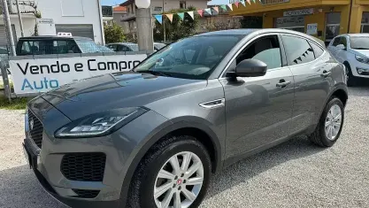 Usata Jaguar E-Pace R-Dynamic 150 CV (110 kW) 2018 Grigio SUV