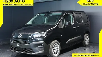 Usata Fiat Doblò 100 CV (73 kW) 2025 Monovolume