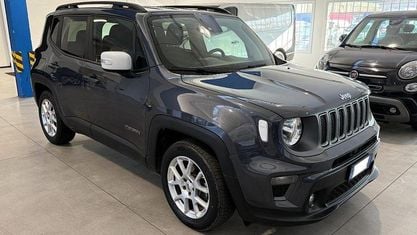 Begagnad Jeep Renegade Limited 131 HK (96 kW) 2022 Grå SUV