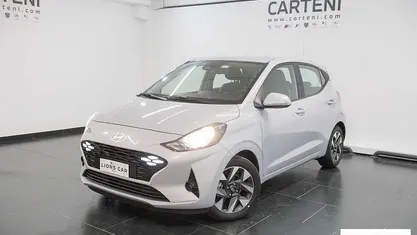 Nuova Hyundai i10 61 CV (44 kW) 2026 Lumen gray pearl Utilitaria