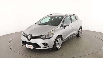 Käytetty Renault Clio IV Zen 90 HP (66 kW) 2017 Hopea