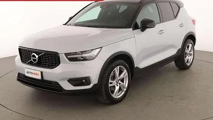 Usata Volvo XC40 R-Design 163 CV (119 kW) 2020 Argento SUV