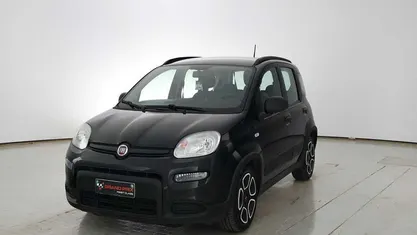 Usata Fiat Panda City Life 70 CV (51 kW) 2021 Nero pastello Utilitaria