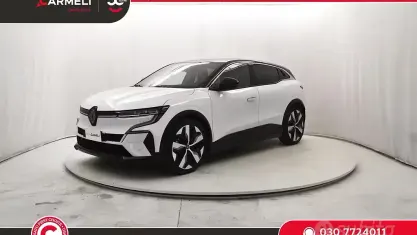 Käytetty Renault Megane E-Tech Techno 160 kW (218 HP) 2023 Sedan