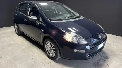 Usata Fiat Punto Street 95 CV (69 kW) 2018 Bluazzurro Utilitaria
