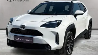 Usata Toyota Yaris Cross Trend 131 CV (96 kW) 2025 Bianco SUV