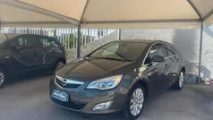 Grigio Usata 2012 Opel Astra Cosmo Tre volumi | 4600 € (Buon prezzo)